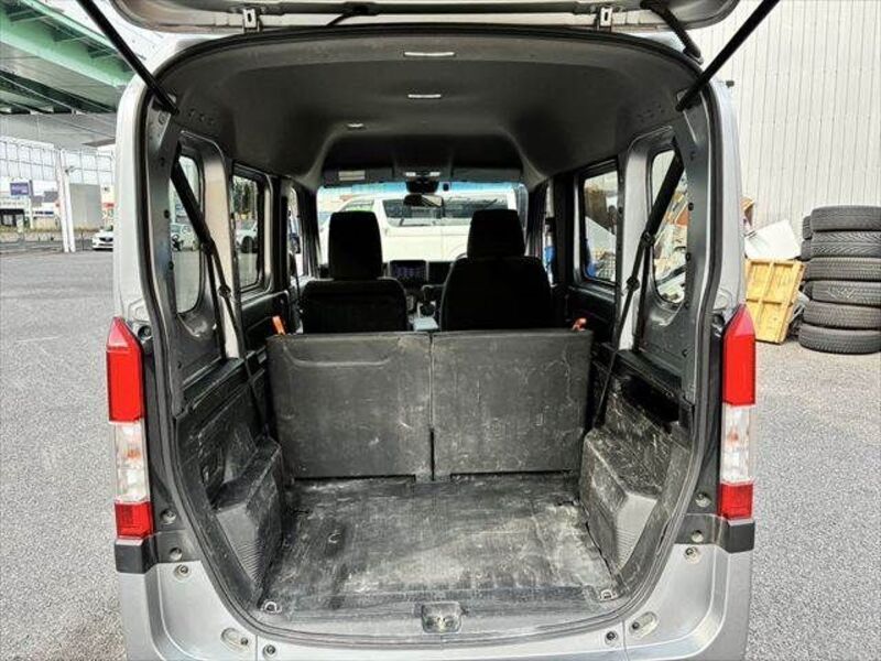 N-VAN