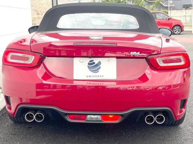 ABARTH 124 SPIDER