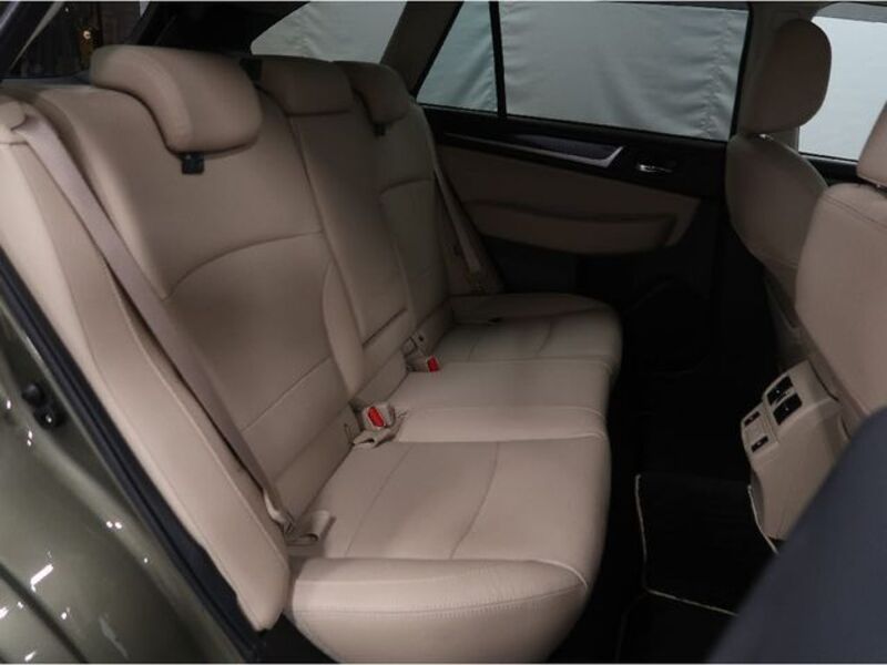 LEGACY OUTBACK