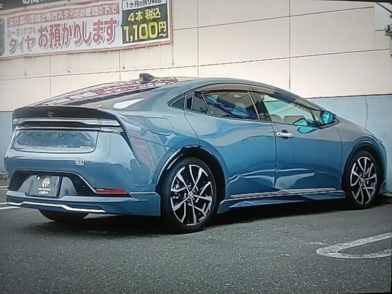 PRIUS PHV