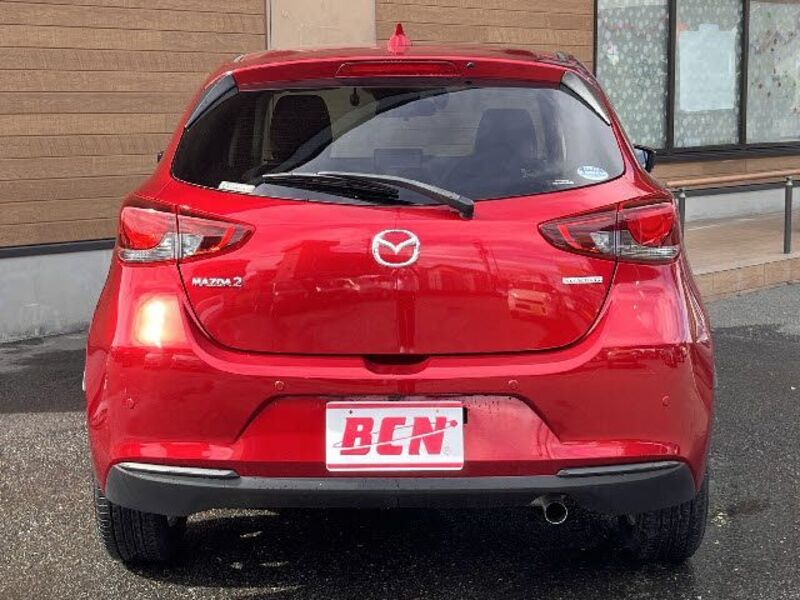 MAZDA2