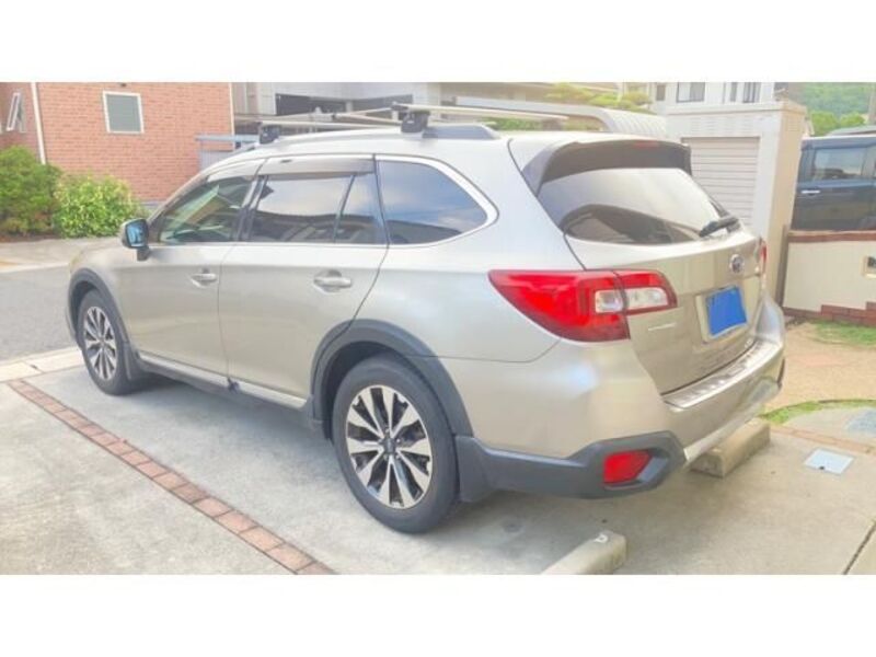 LEGACY OUTBACK