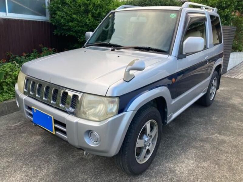 PAJERO MINI