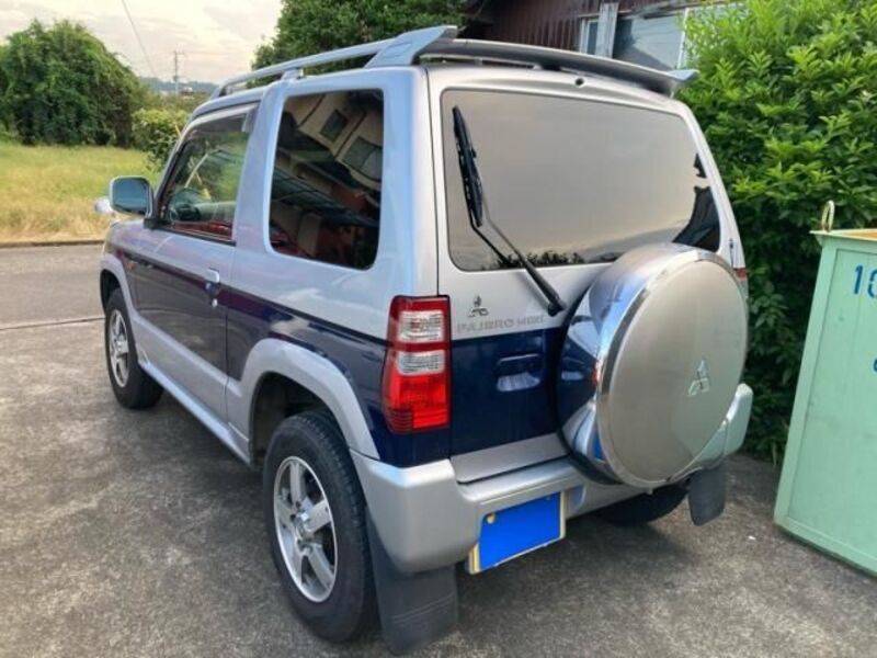 PAJERO MINI