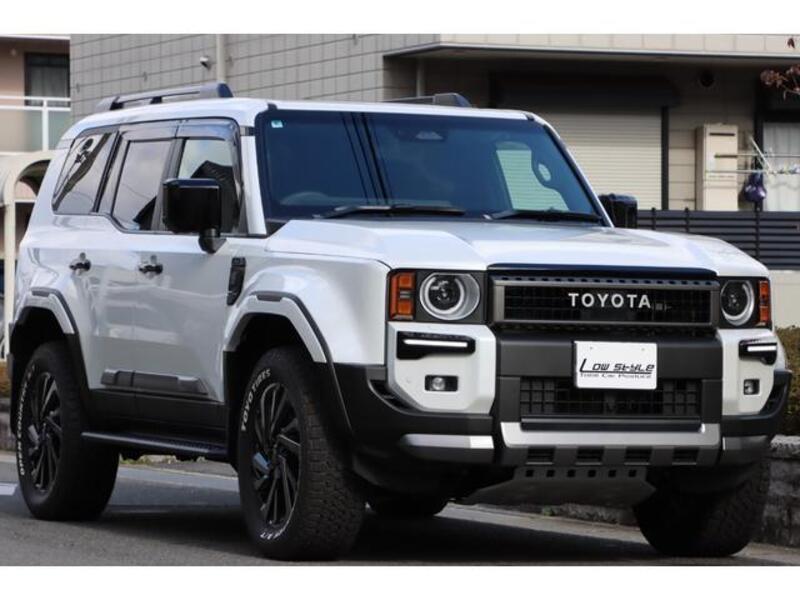 LAND CRUISER 250