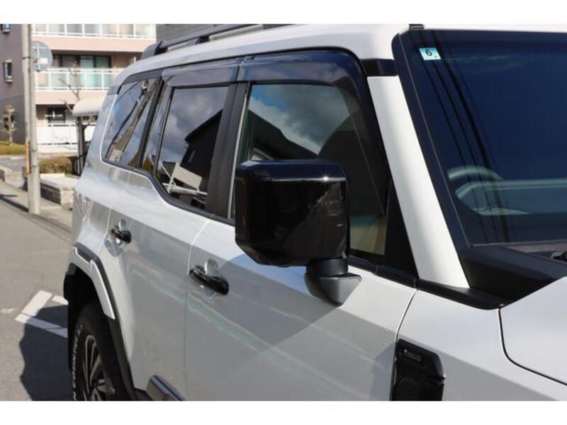 LAND CRUISER 250