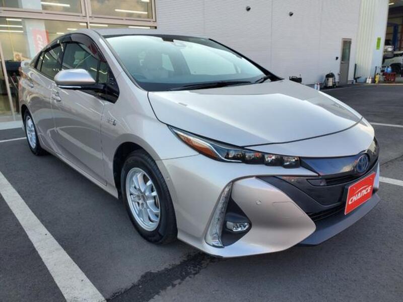 PRIUS PHV