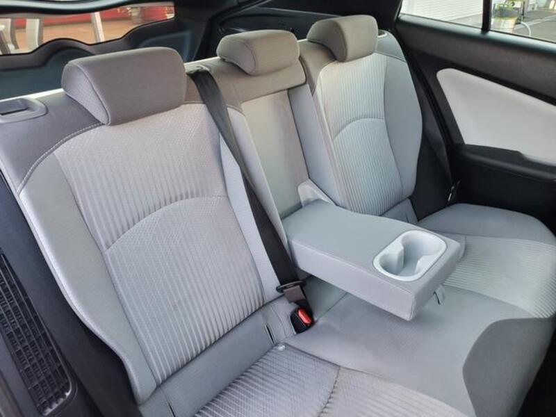 PRIUS PHV
