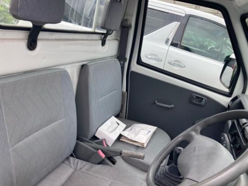 MINICAB TRUCK