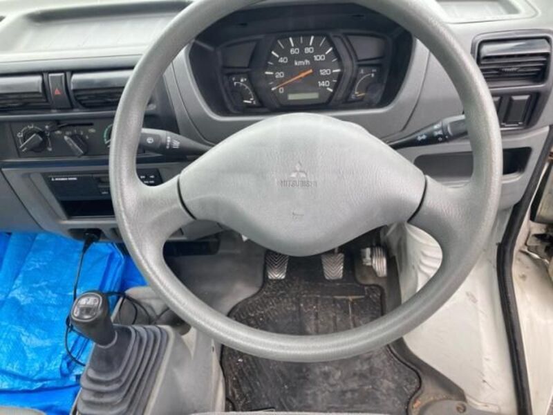 MINICAB TRUCK