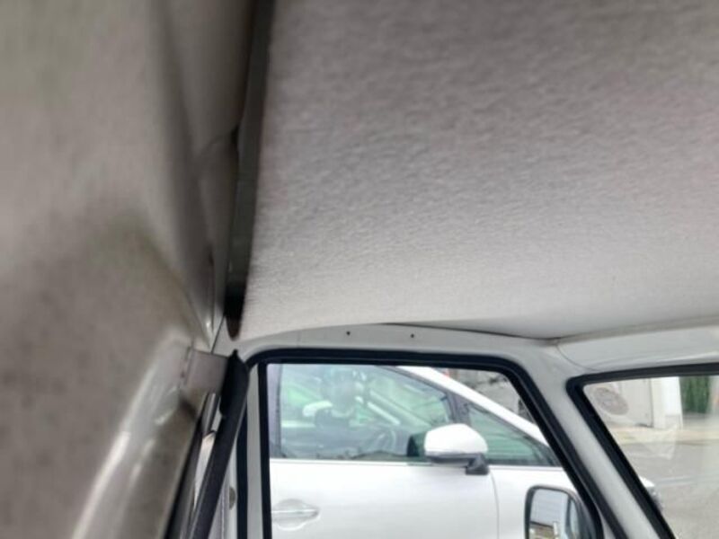MINICAB TRUCK