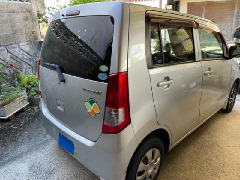 WAGON R