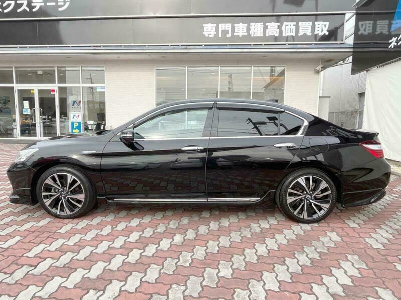 ACCORD HYBRID-37