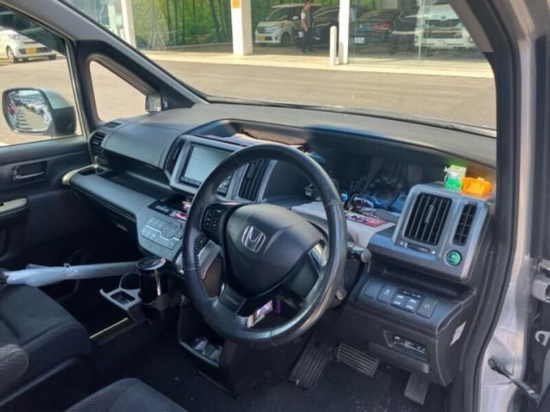 STEPWAGON SPADA
