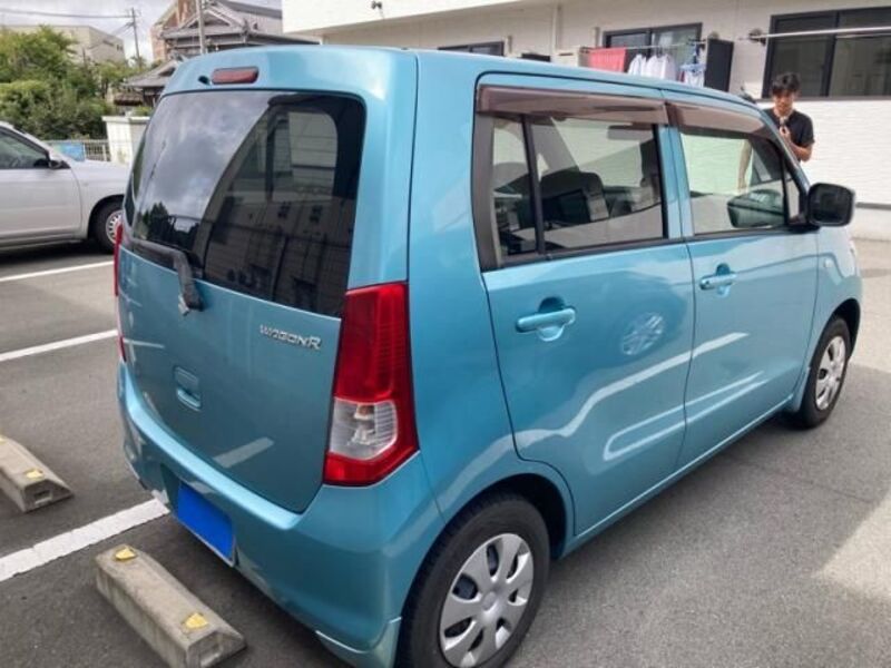 WAGON R