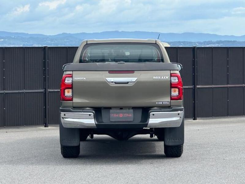 HILUX