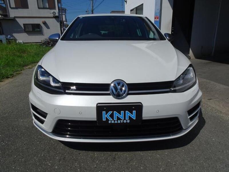 GOLF R