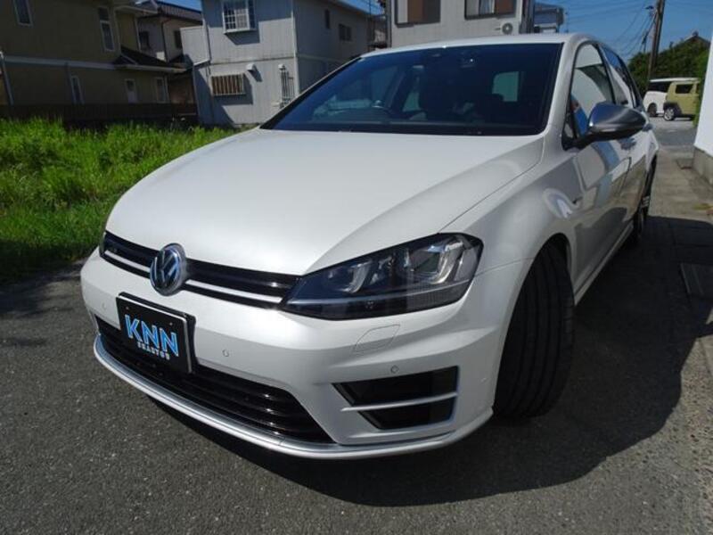 GOLF R