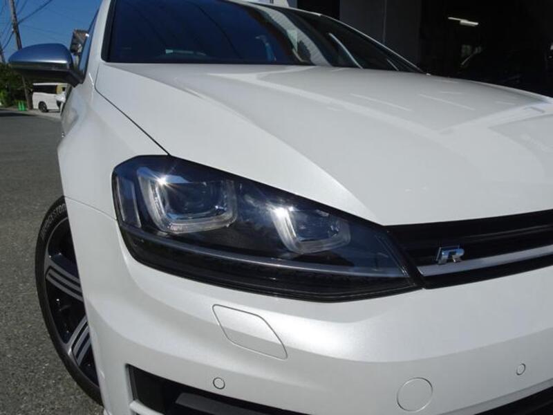 GOLF R