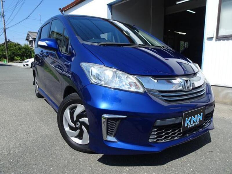 HONDA FREED HYBRID