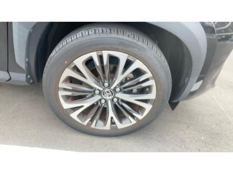 YARIS CROSS