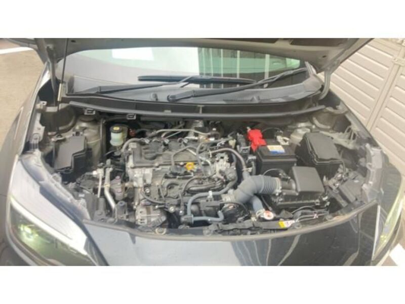 YARIS CROSS