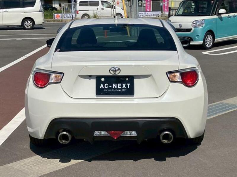 86