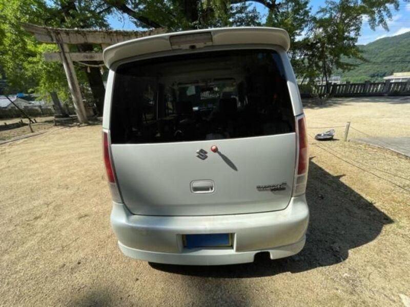 WAGON R