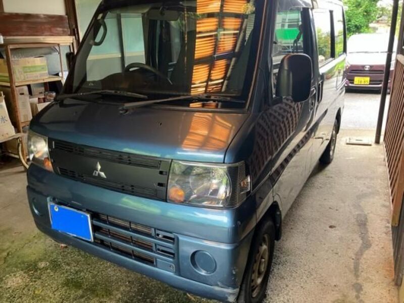 MINICAB VAN