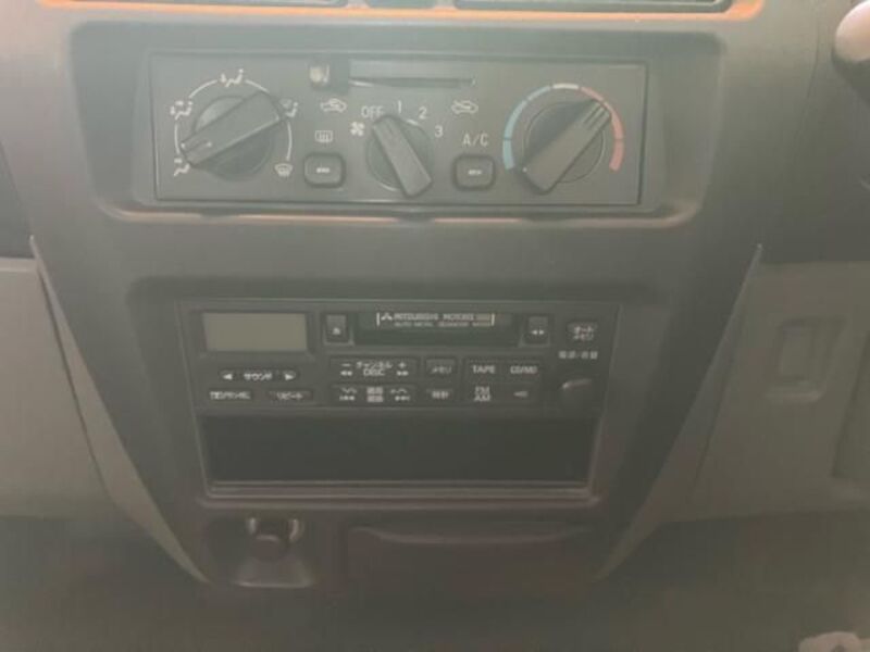 MINICAB VAN