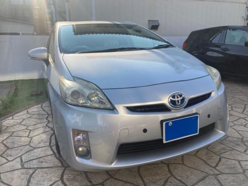 PRIUS-0
