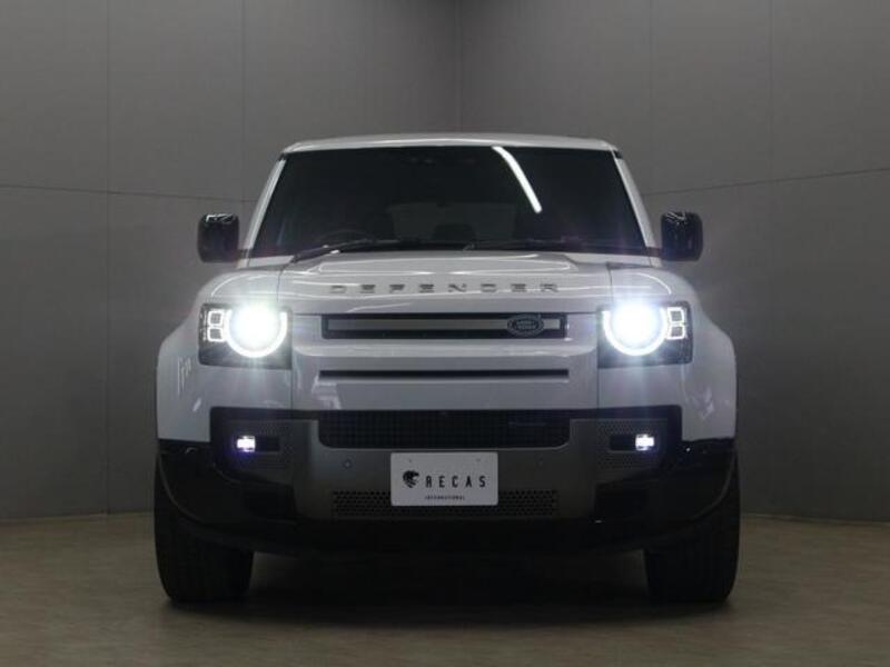 DEFENDER
