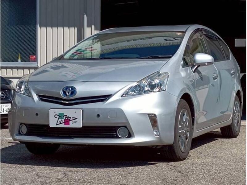 PRIUS ALPHA