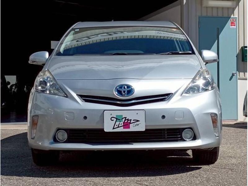 PRIUS ALPHA