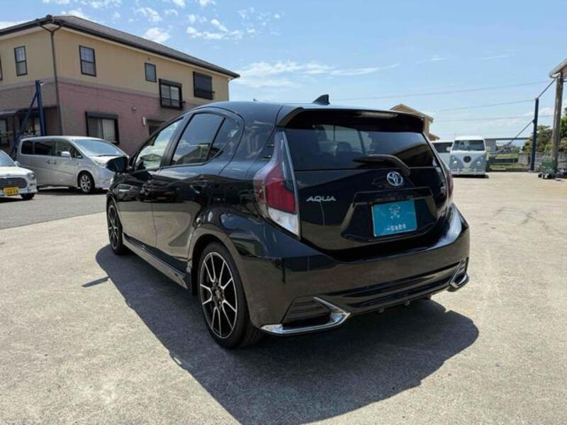 AQUA