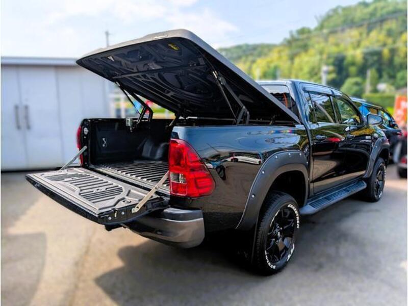 HILUX