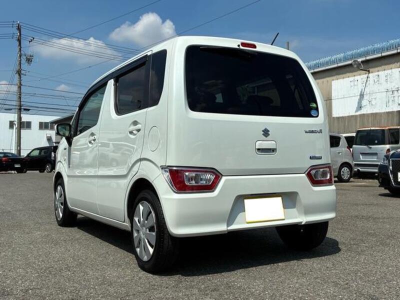 WAGON R