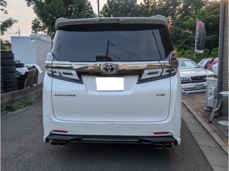 VELLFIRE