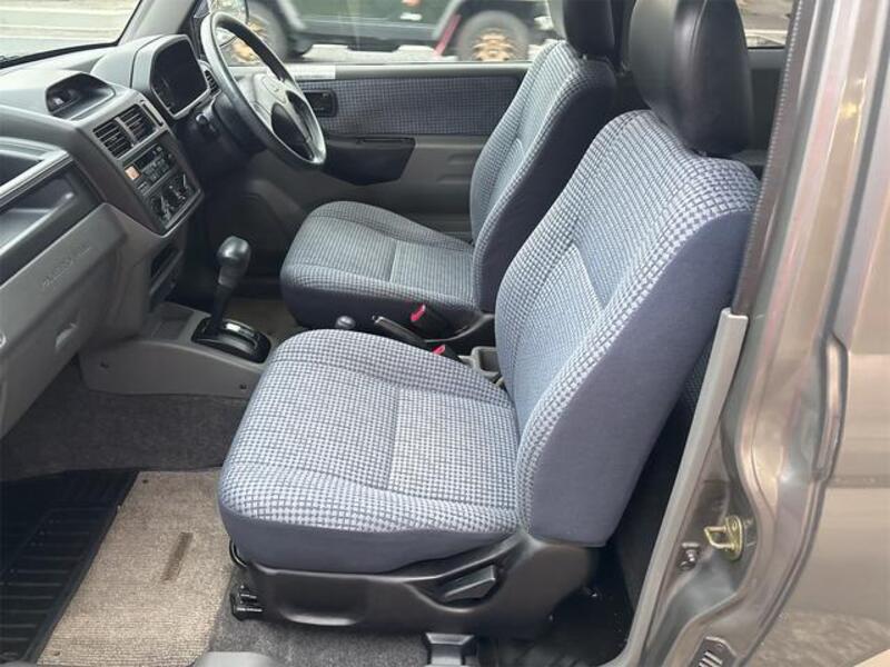 PAJERO MINI