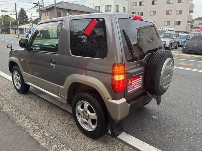 PAJERO MINI