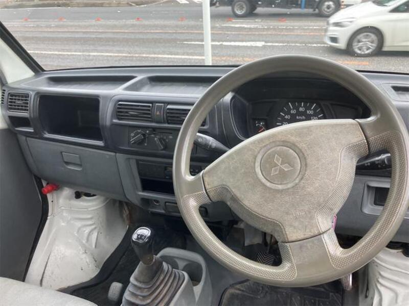 MINICAB TRUCK