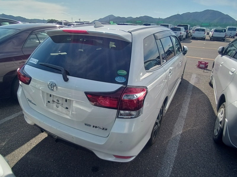 COROLLA FIELDER