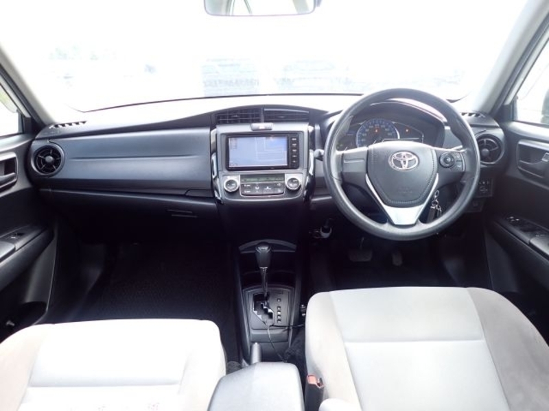 COROLLA AXIO
