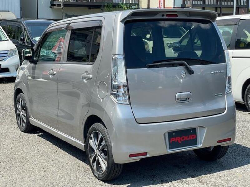 WAGON R