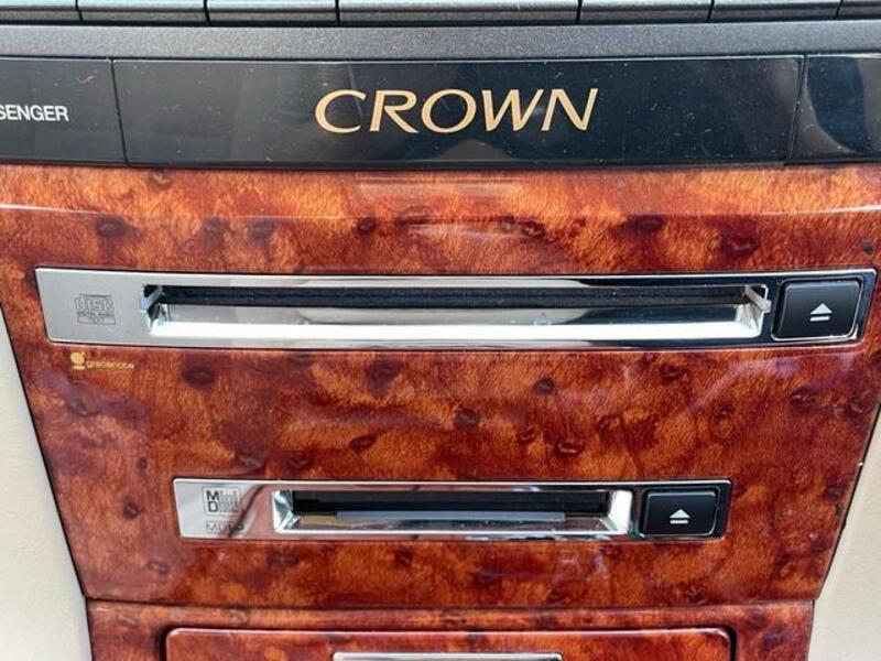 CROWN