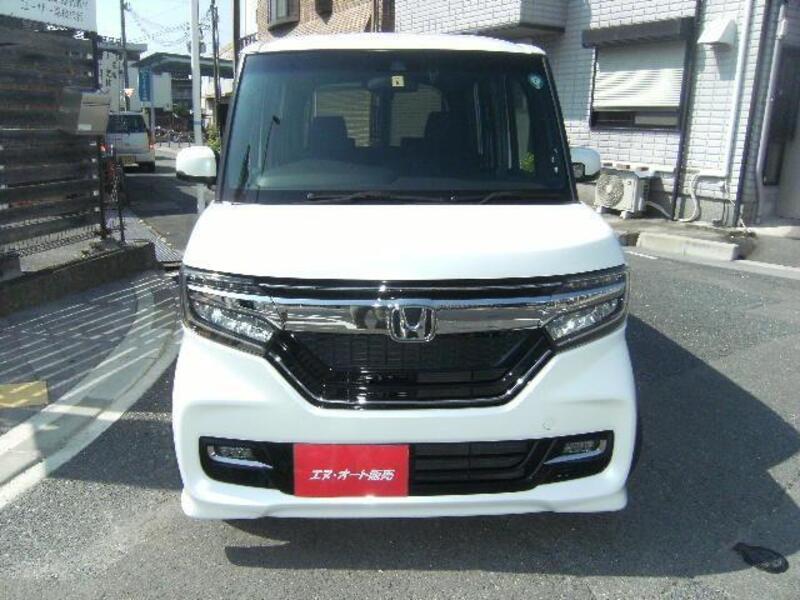 N BOX CUSTOM