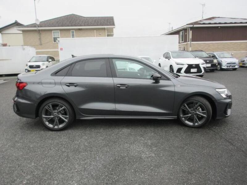 A3 SEDAN