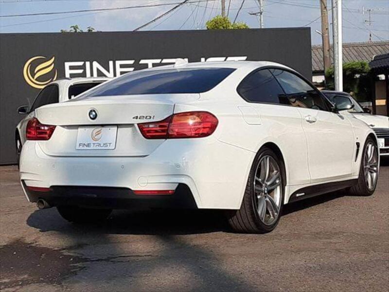 4 SERIES