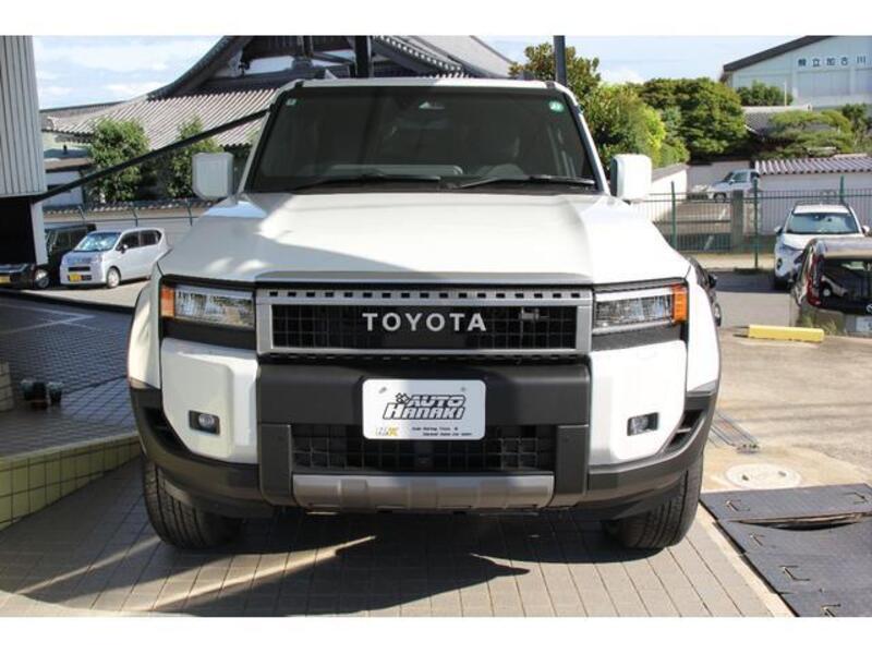 LAND CRUISER 250