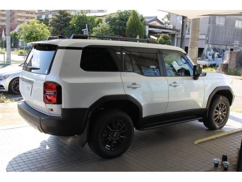 LAND CRUISER 250